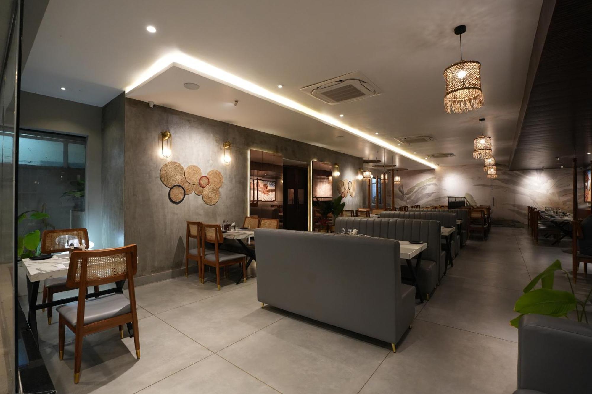 Hotel Swathi Хоспет Екстериор снимка